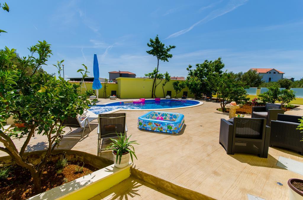 Apartments Petra Trogir Exterior foto