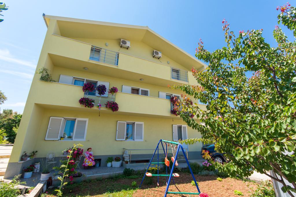 Apartments Petra Trogir Exterior foto