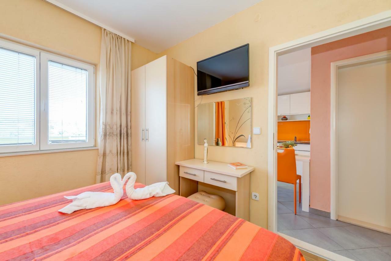 Apartments Petra Trogir Exterior foto