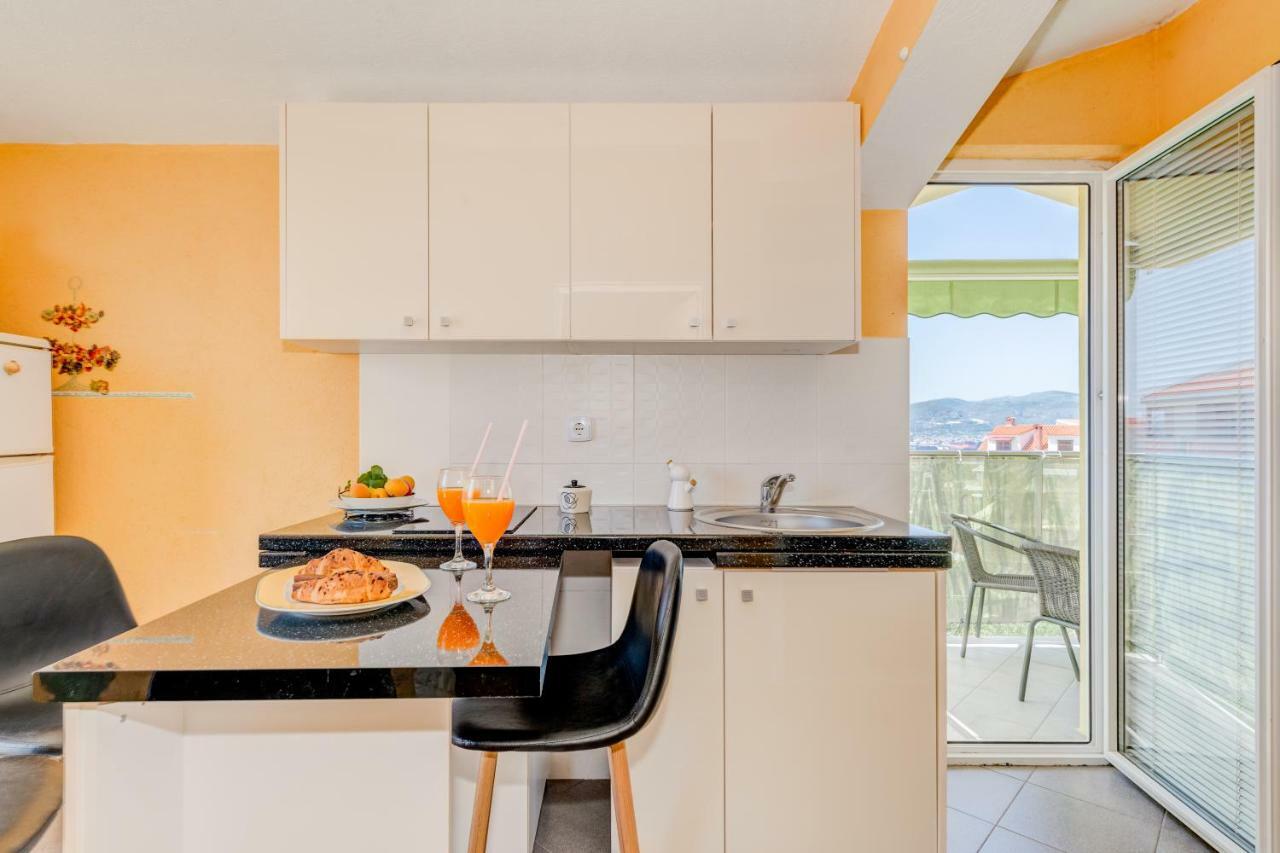 Apartments Petra Trogir Exterior foto